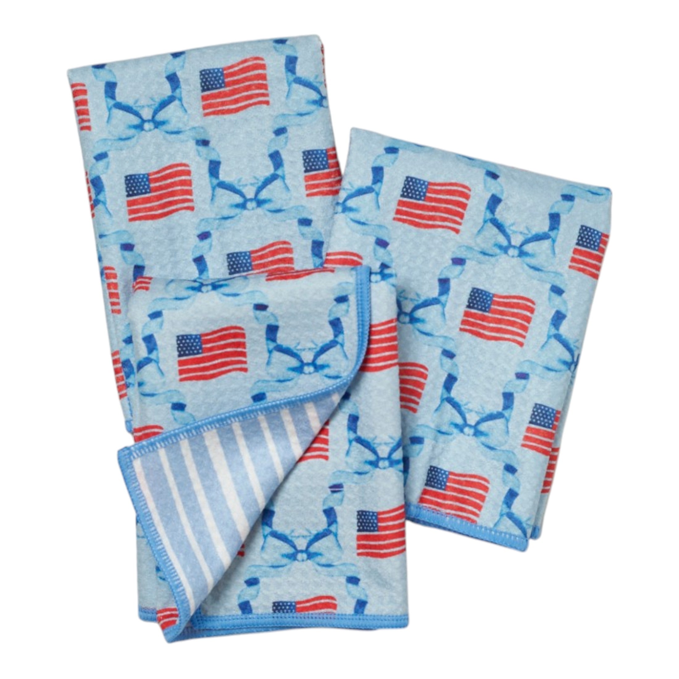 Set ofmighty minis lt blue towels with American flag pattern 